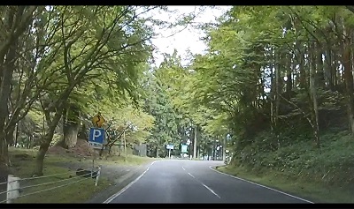 1323_瑠璃堂向け駐車場