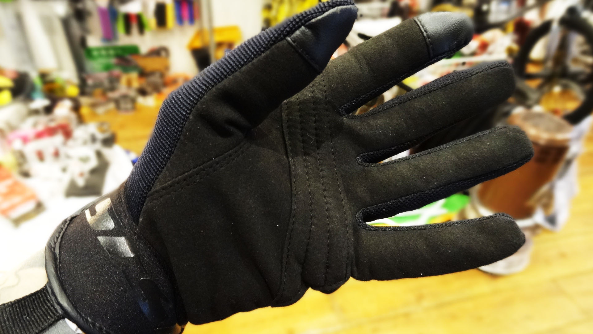 遂に入荷！！！「ST line by Ashram Gloves」 | Toxic Works BLOG