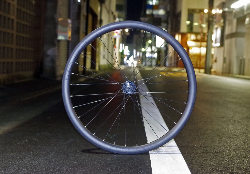 Hand built（手組み）Carbon-Disc WHEEL | Toxic Works BLOG