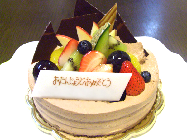 娘の誕生日 お約束のケーキ ラ ロッシュのチョコレートケーキ 厨房男