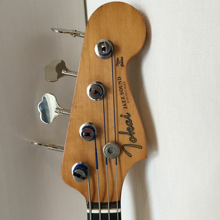 ☆約40年前のベース　メーカー不明　Tokai？　依頼品 ☆約40年前のベース メーカー不明 Tokai？ 依頼品 - メルカリ