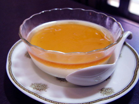 蜜香烏龍茶香ココナッツプリン