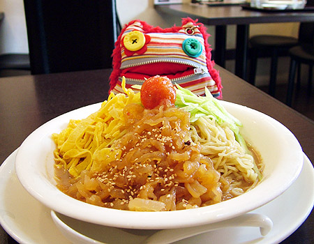 【江南飯店】クラゲ入り黒香酢冷麺