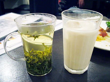 お茶とミルクティー