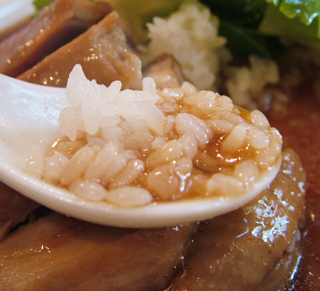 江南風鶏肉の煮込み丼