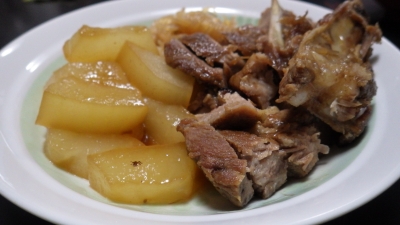 140824牛すじと冬瓜の煮物