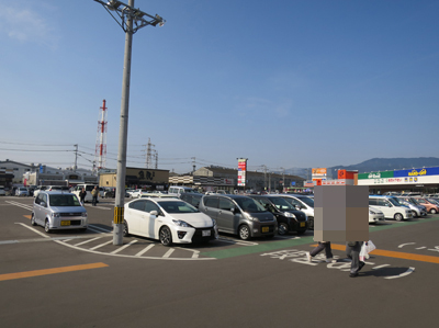 H280309-3.jpg