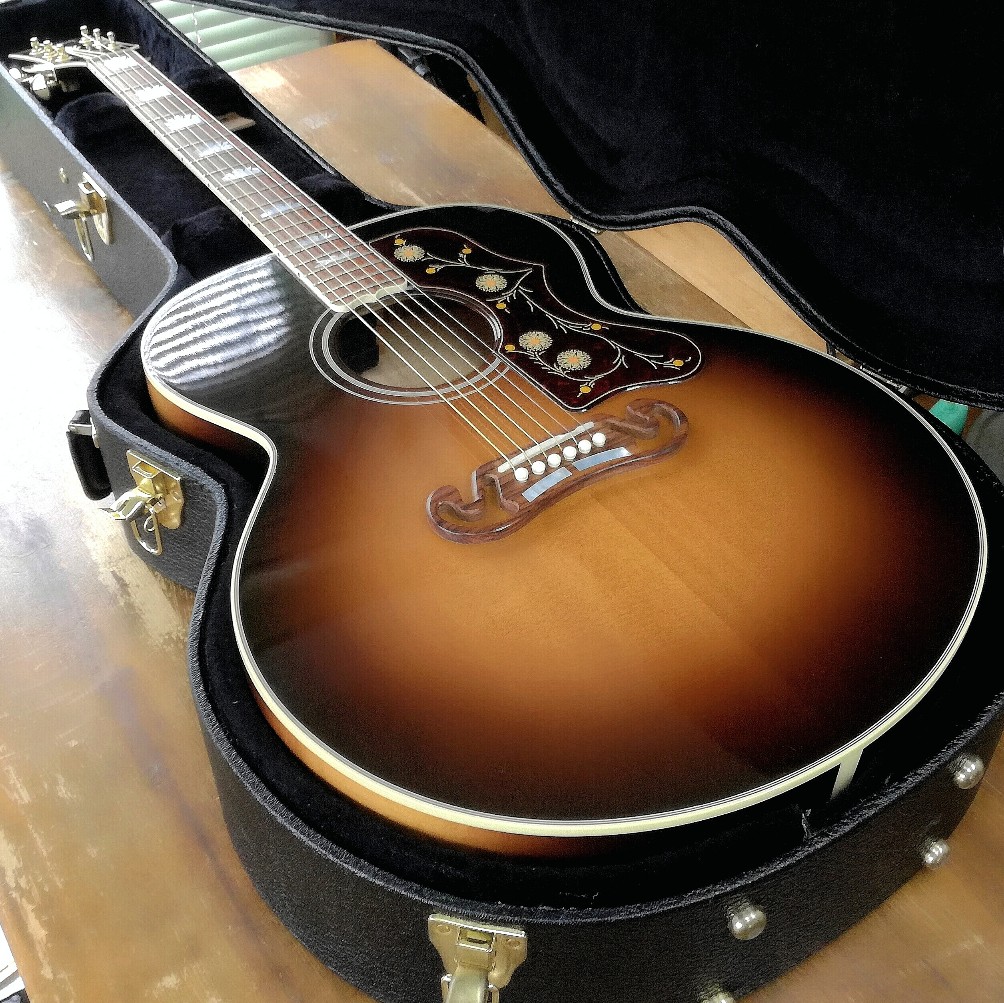 GibsonSJ200サドル