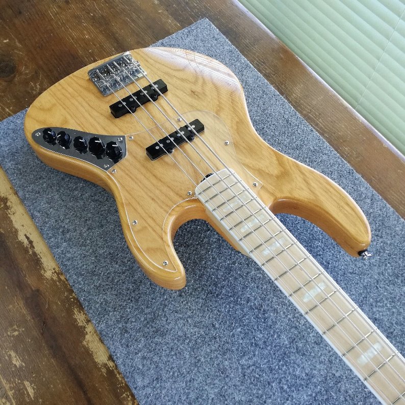 グラスルーツ ベース レリック加工 - ベース