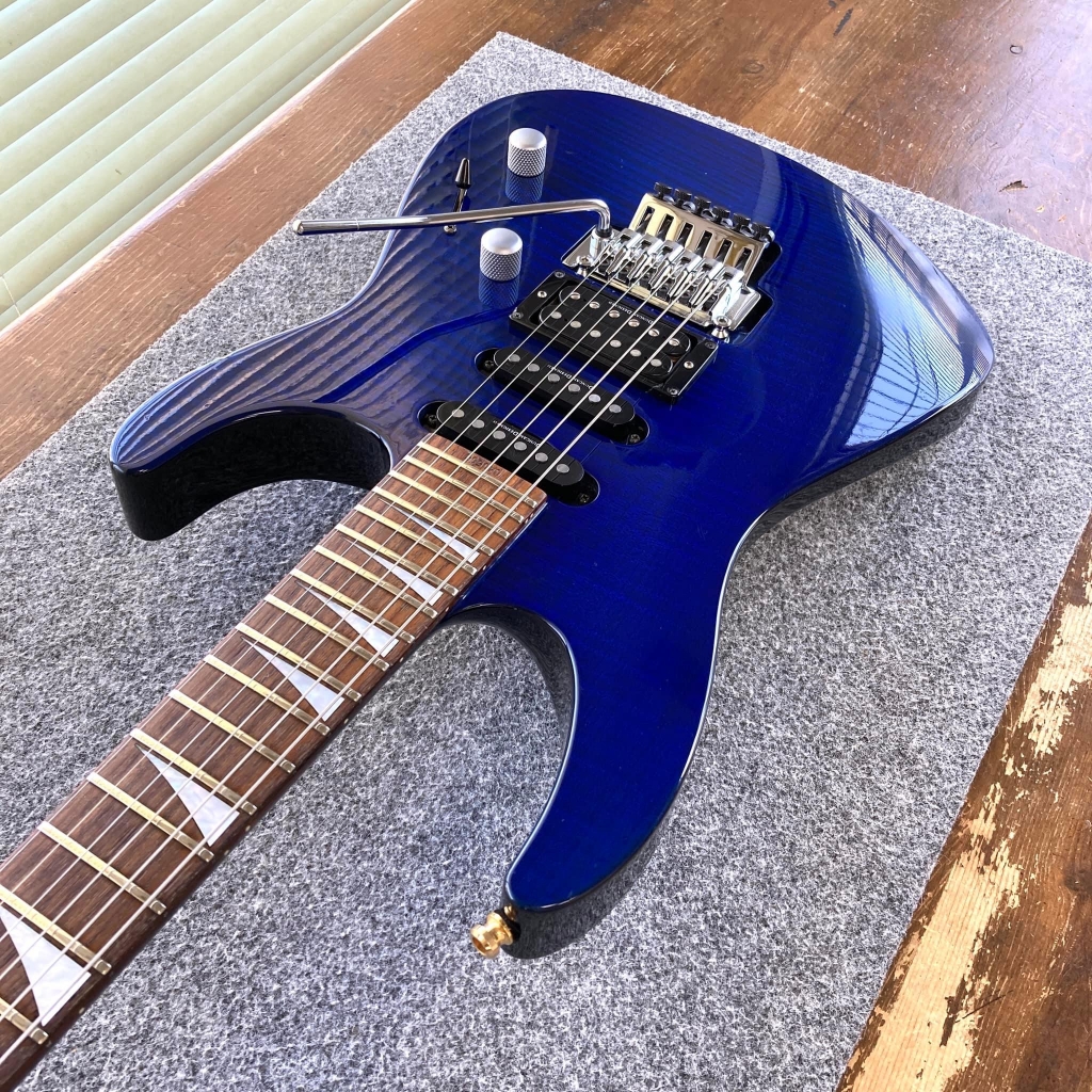 □Grover Jackson Soloist フレットすり合わせとセットアップ