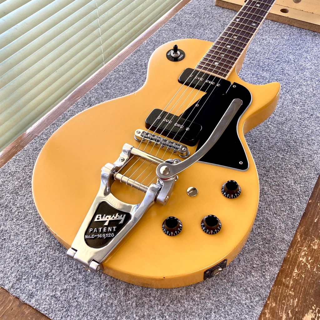 □ Gibson LesPaul Special 電気系の改造とBigsby取り付け | ギター
