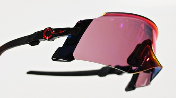 お値下げ完了！超美品！OAKLEY KATE 2022年限定モデル009455 お値下げ完了！超美品！OAKLEY KATE 2022年限定モデル009455