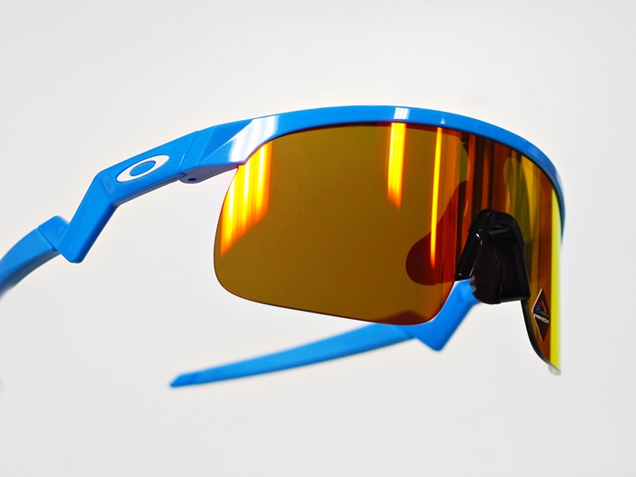 OAKLEY新作子供用サングラス”RESISTOR”（5年保証）】 | HAYASHI-MEGANE BLOG(2)