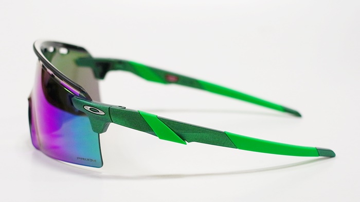 オークリー サングラス　ENCODER STRIKE VENTED Amazon.com: Oakley Men's OO9235 Encoder Strike Vented