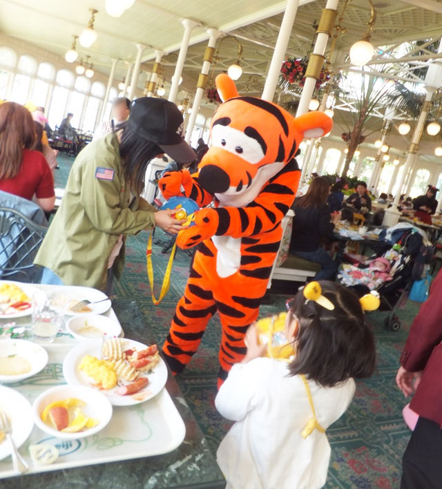 プーさんと朝ごはん_180331_0022.jpg