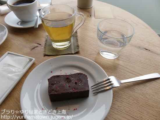 【湯梨浜町】湖畔カフェで贅沢Cafe時間/HAKUSEN