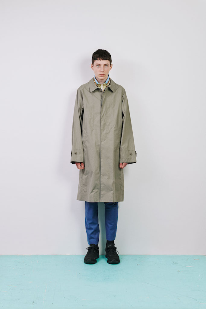 2022年のクリスマス2022年のクリスマスDIGAWEL RAGLAN SLEEVES COAT