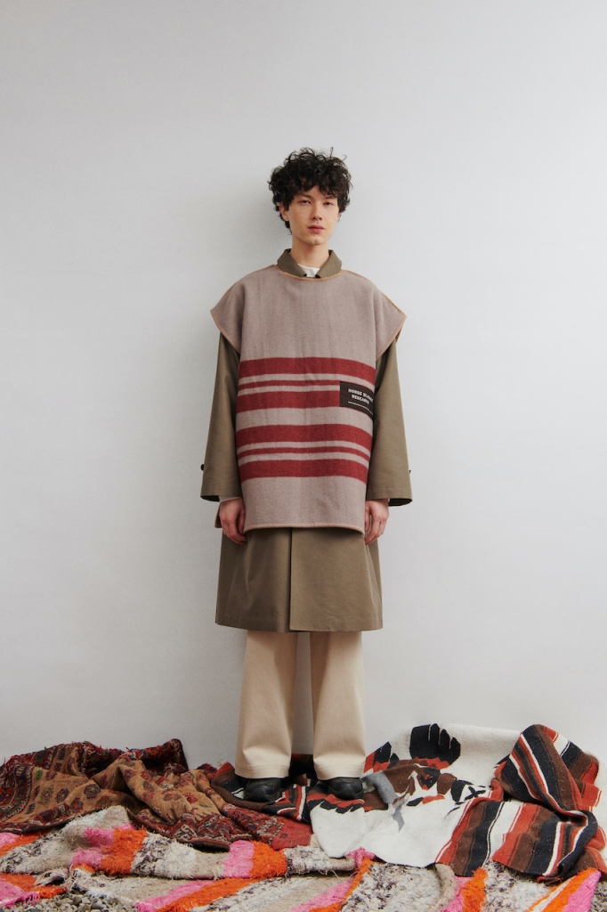 yori 新品タグ付 17AW ダブルフレアジャケット コート 黒 ヨリ