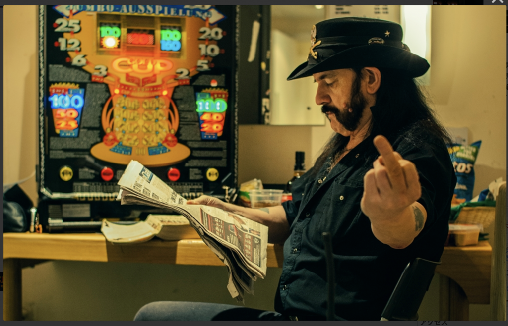 この世にロックロール・バンドは3組しかいない。RamonesとMotörheadと 