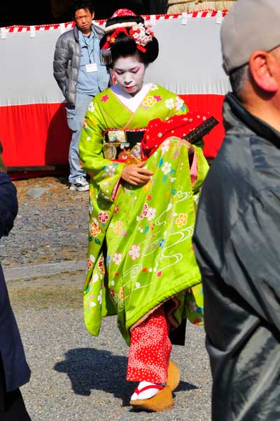 舞妓はん???