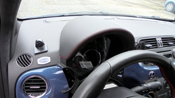 ABARTH純正メーターフード | 可愛いだけじゃない！FIAT500