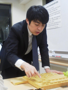 村中秀史六段