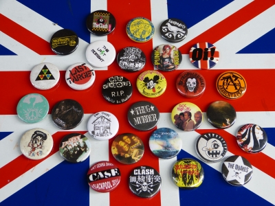 本日はUSED&UNUSED PUNK/HARDCORE/Oi/SLOGAN etc BUTTONS(缶 本日はUSED&UNUSED PUNK/HARDCORE/Oi/SLOGAN etc BUTTONS(缶