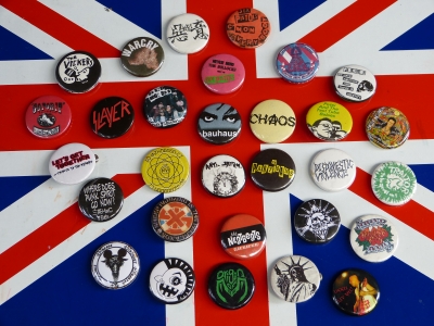 本日はUSED&UNUSED PUNK/HARDCORE/Oi/SLOGAN etc BUTTONS(缶 本日はUSED&UNUSED PUNK/HARDCORE/Oi/SLOGAN etc BUTTONS(缶