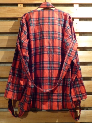 本日の新入荷 レア物パンク関連古着 !! ボンデージジャケット