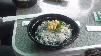 釜揚げしらす丼