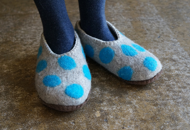 daladala-room-shoes02.jpg