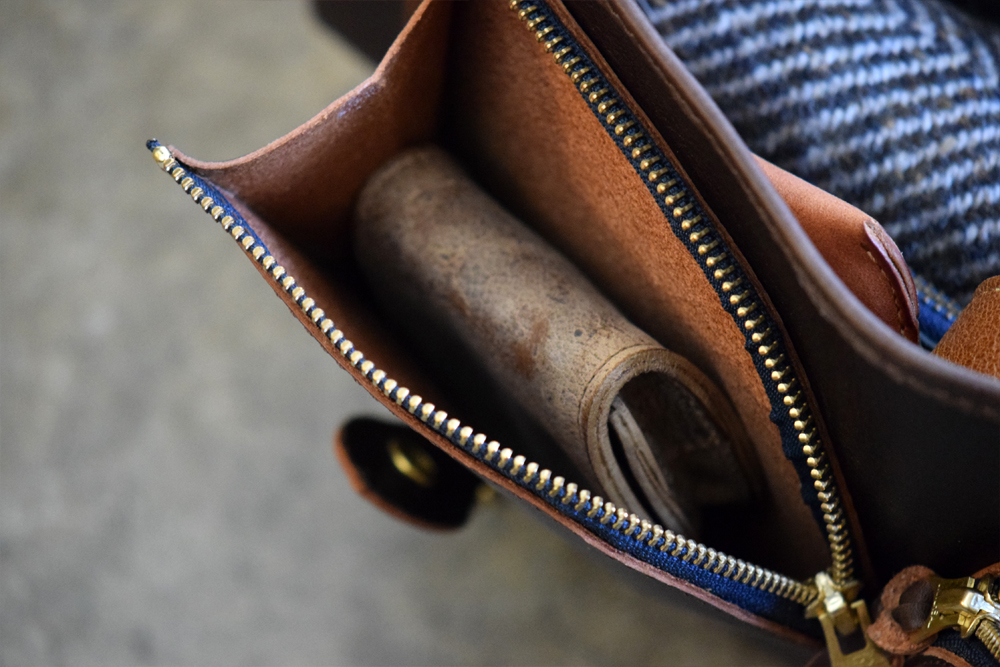Gadget-Bag-L11.jpg