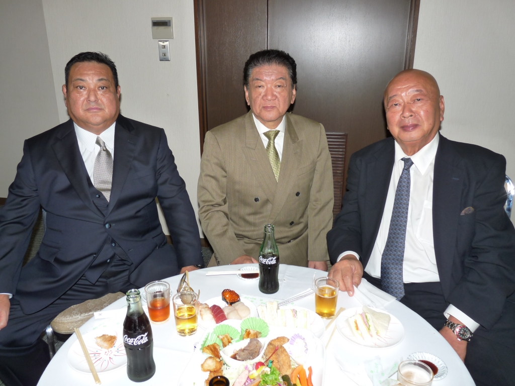初代会長を偲んで GEN ZEPHYREN、某音楽事務所代表、ｳｲｽｷｰｺﾚｸﾀｰ on X: 