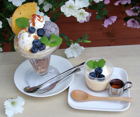 パフェとプリン