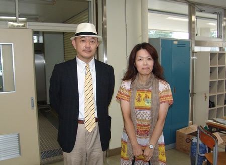 岩上安身さん