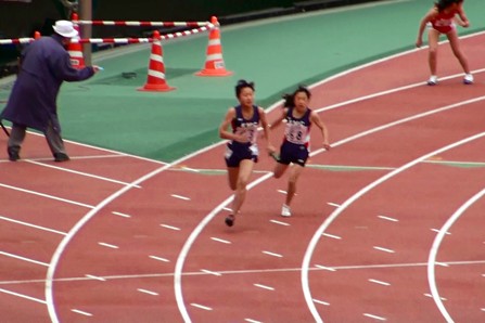 招待中学女子リレー