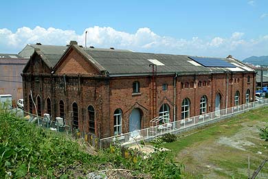 旧三川電鉄変電所