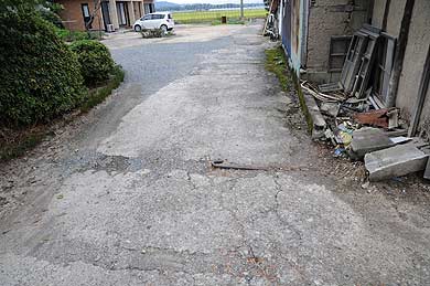 大浜飛行場 大型格納庫Aの床コンクリート