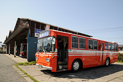 熊本バス ブルドッグで甲佐駅跡にて