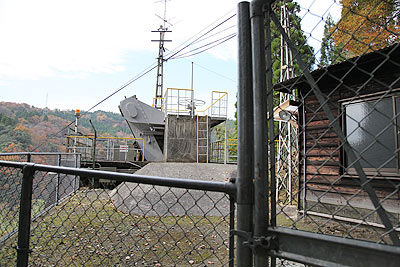 川走川第一発電所上部にある調整池