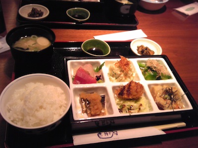 ととや弁当