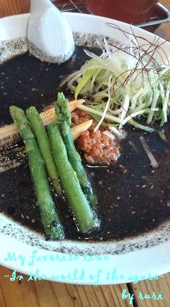 黒胡麻坦々麺