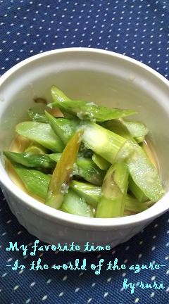 アスパラガスの塩ダレ蒸し