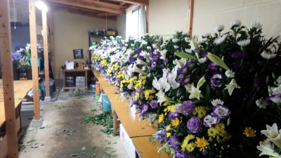 家族葬 生花祭壇 いわき市 小名浜の花屋 花国湘南台店