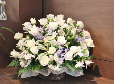 お供えのお花 いわき市 お花の花屋 花国湘南台店