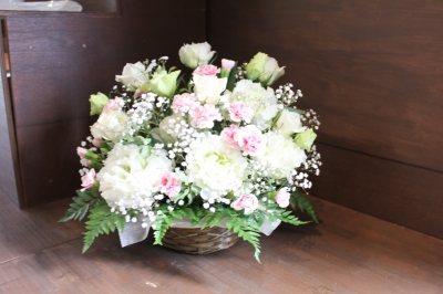 お供えのお花 いわき市 お花の花屋 花国湘南台店