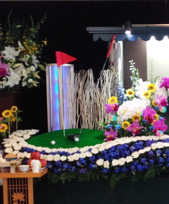 本多斎苑 フラワー祭壇