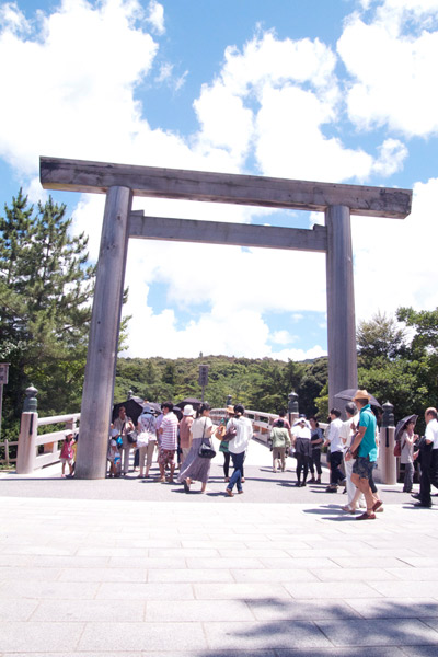 伊勢神宮 内宮 入り口
