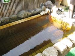 露天 男