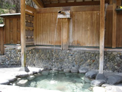 打たせ湯(男湯)